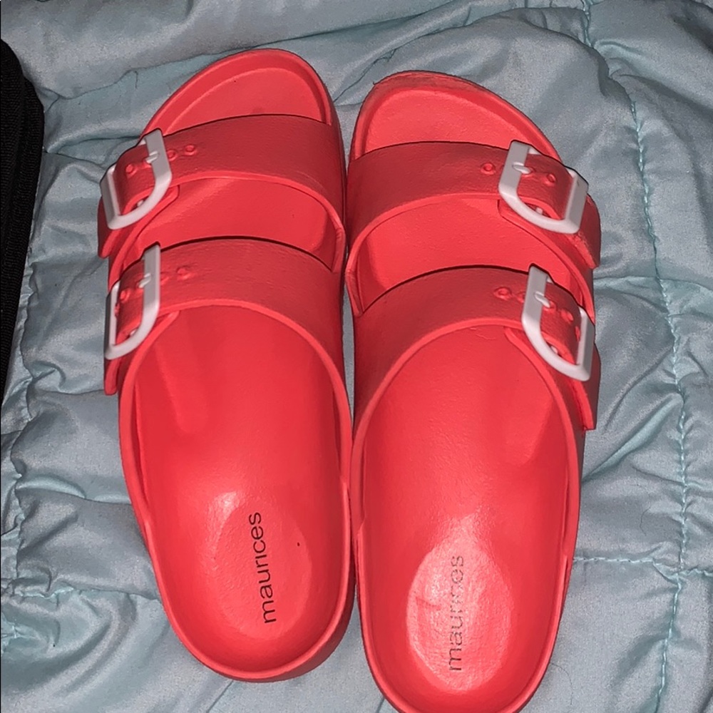 Sandles
